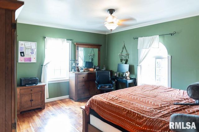 306 W FREMONT Street, Elmwood, IL 61529