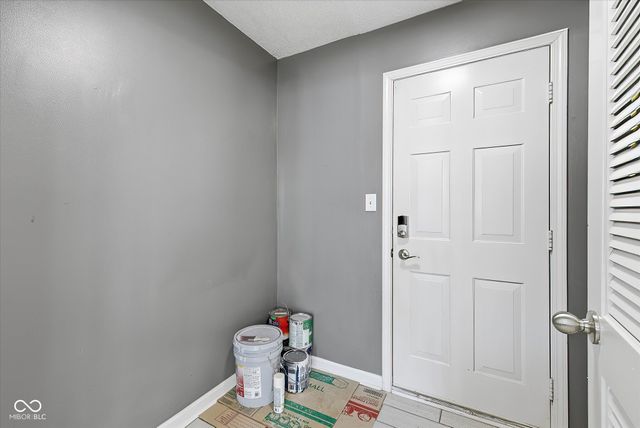 11267 Catalina Drive, Fishers, IN 46038