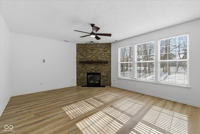 11267 Catalina Drive, Fishers, IN 46038