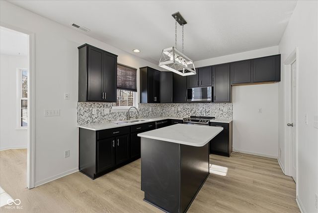 11267 Catalina Drive, Fishers, IN 46038