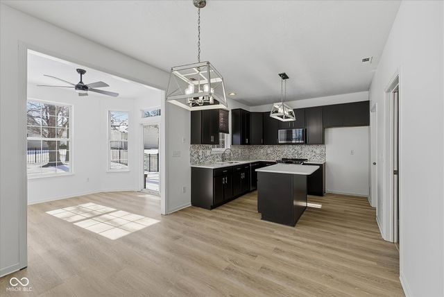 11267 Catalina Drive, Fishers, IN 46038