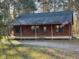 2433 W Maplehurst Drive, Roscommon, MI 48653