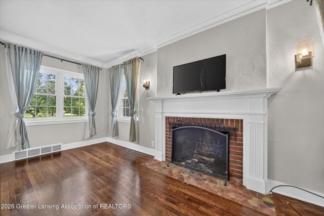 1609 W Lenawee Street, Lansing, MI 48915