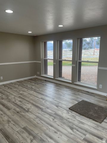 423 N 900 E, Mt Pleasant, UT 84647