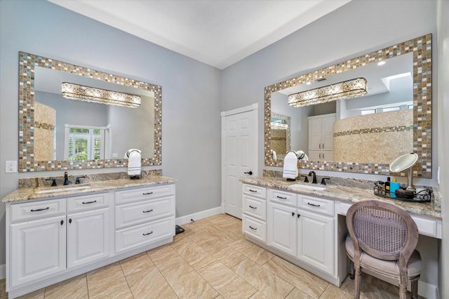 4703 Breezy Point Drive, Kingwood, TX 77345