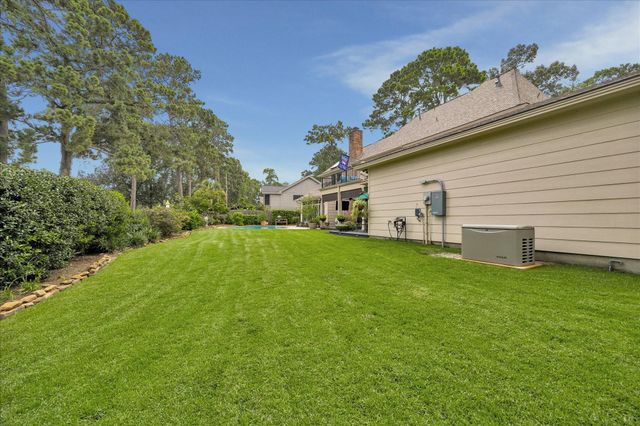 4703 Breezy Point Drive, Kingwood, TX 77345