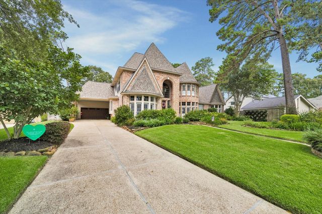4703 Breezy Point Drive, Kingwood, TX 77345