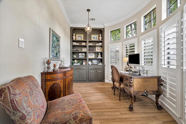 4703 Breezy Point Drive, Kingwood, TX 77345