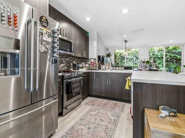 4432 NW 98th Ave, Doral, FL 33178