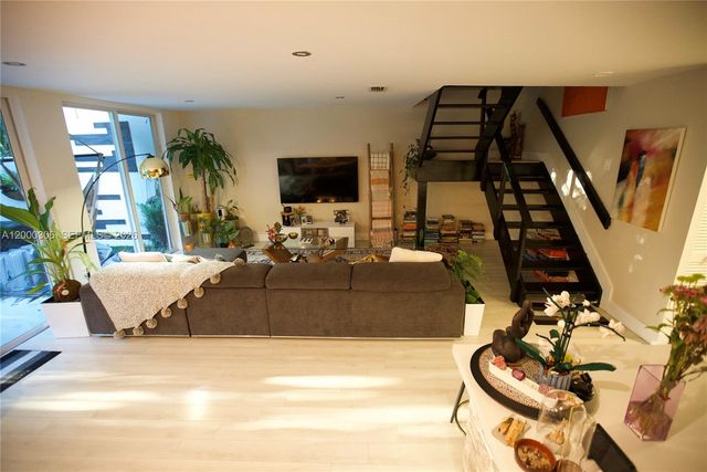 4432 NW 98th Ave, Doral, FL 33178