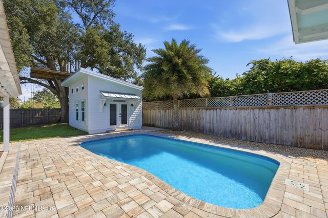 2229 S BEACH Parkway, Jacksonville Beach, FL 32250