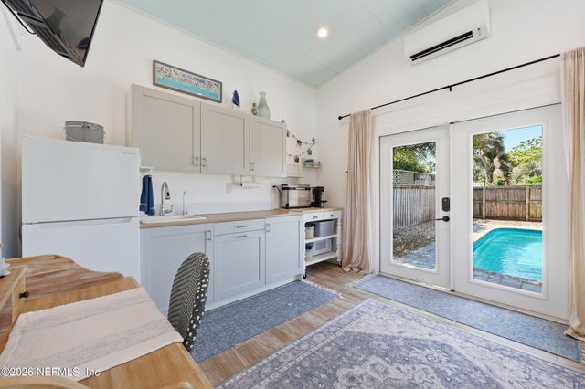 2229 S BEACH Parkway, Jacksonville Beach, FL 32250