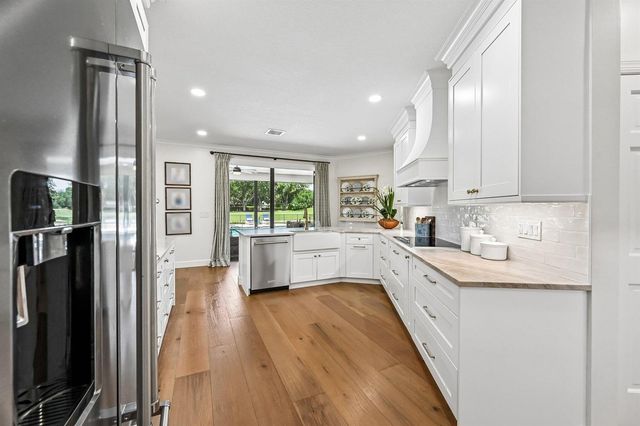15 Carrick Road, Palm Beach Gardens, FL 33418