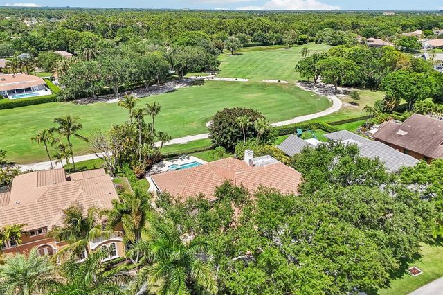 15 Carrick Road, Palm Beach Gardens, FL 33418
