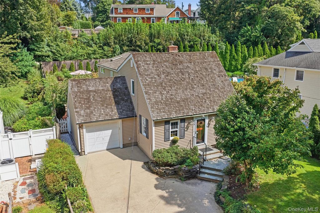 158 Bay Road, Huntington Bay, NY 11743 — photo 2