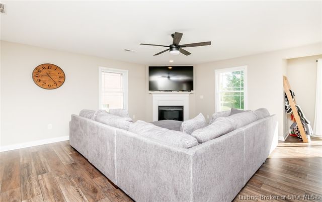 6407 Sunset Loop, Charlestown, IN 47111