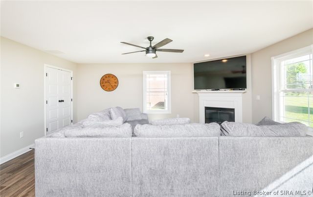 6407 Sunset Loop, Charlestown, IN 47111