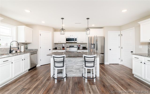 6407 Sunset Loop, Charlestown, IN 47111