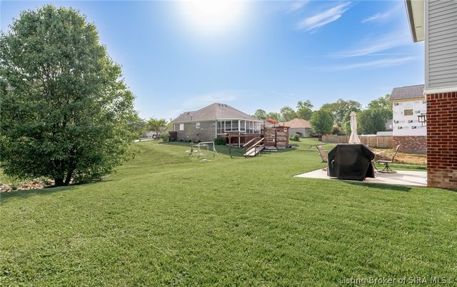 6407 Sunset Loop, Charlestown, IN 47111