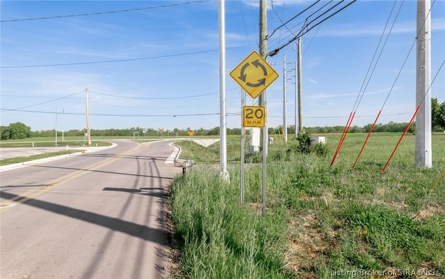 6407 Sunset Loop, Charlestown, IN 47111