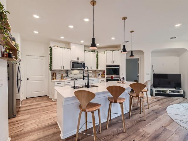 6521 Carriage Pines DR, Del Valle, TX 78617