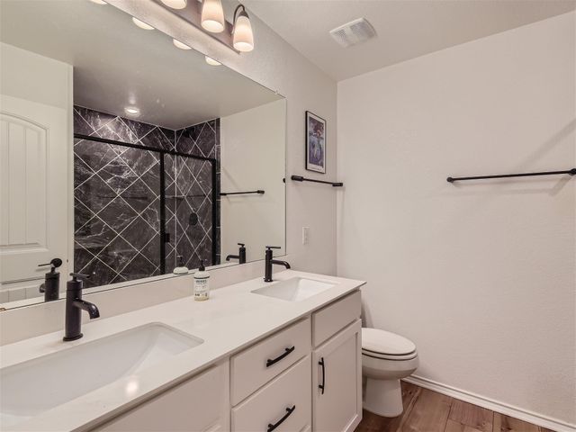 6521 Carriage Pines DR, Del Valle, TX 78617