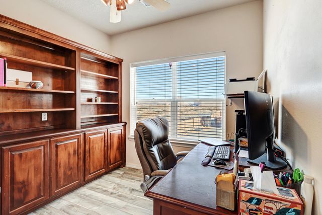 2520 48th Street NE, Rio Rancho, NM 87144