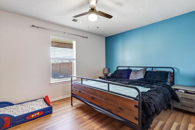 2520 48th Street NE, Rio Rancho, NM 87144