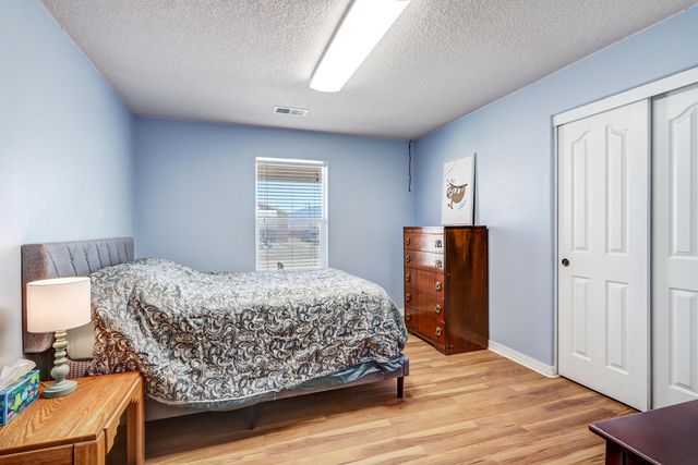 2520 48th Street NE, Rio Rancho, NM 87144