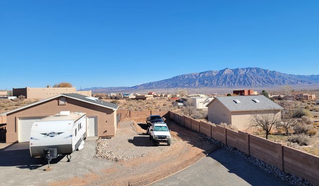 2520 48th Street NE, Rio Rancho, NM 87144