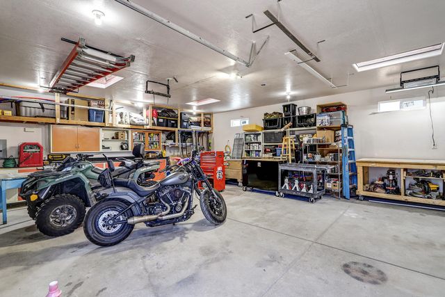 2520 48th Street NE, Rio Rancho, NM 87144