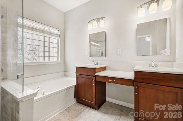 10312 Fairbourne Court, Charlotte, NC 28269