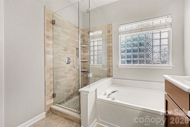 10312 Fairbourne Court, Charlotte, NC 28269