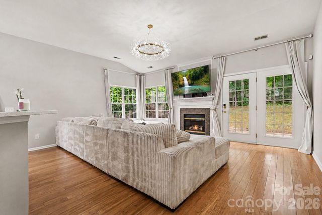 10312 Fairbourne Court, Charlotte, NC 28269