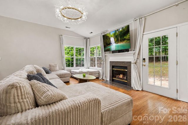 10312 Fairbourne Court, Charlotte, NC 28269