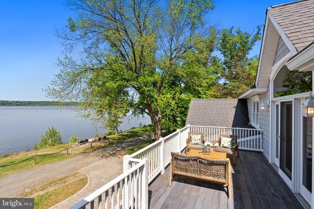 9112 RIVERSIDE DR, Fort Washington, MD 20744