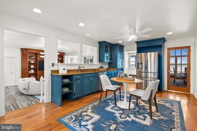 9112 RIVERSIDE DR, Fort Washington, MD 20744