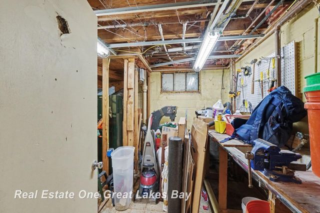1510 Helen Street, Bay City, MI 48708