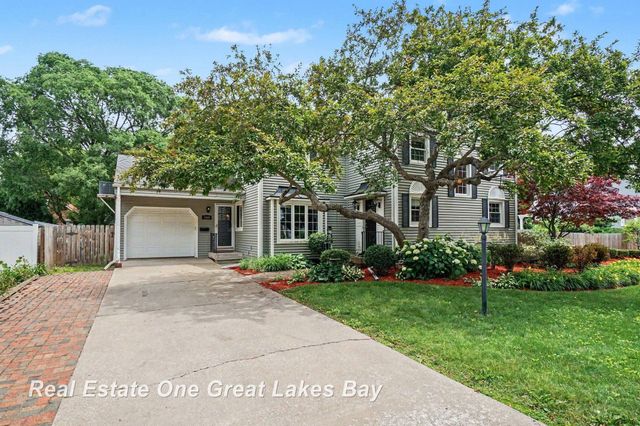 1510 Helen Street, Bay City, MI 48708