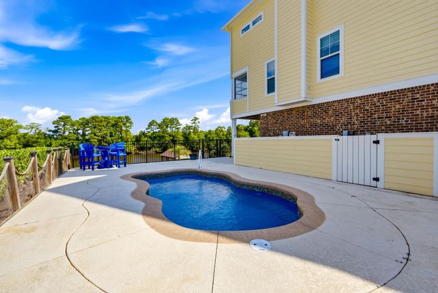 255 Palmetto Harbour Dr., North Myrtle Beach, SC 29582