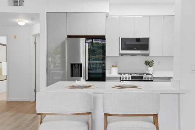 1400 El Camino Real 234, South San Francisco, CA 94080