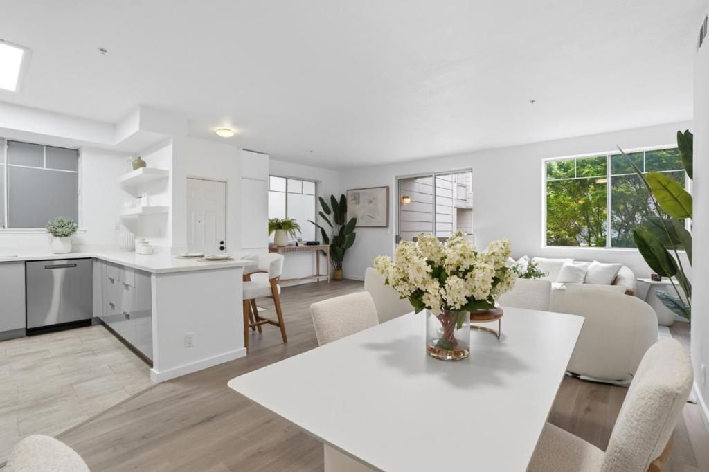 Image 13 of property listing at 1400 El Camino Real 234, South San Francisco, CA 94080