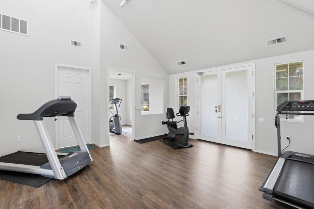 Image 49 of property listing at 1400 El Camino Real 234, South San Francisco, CA 94080