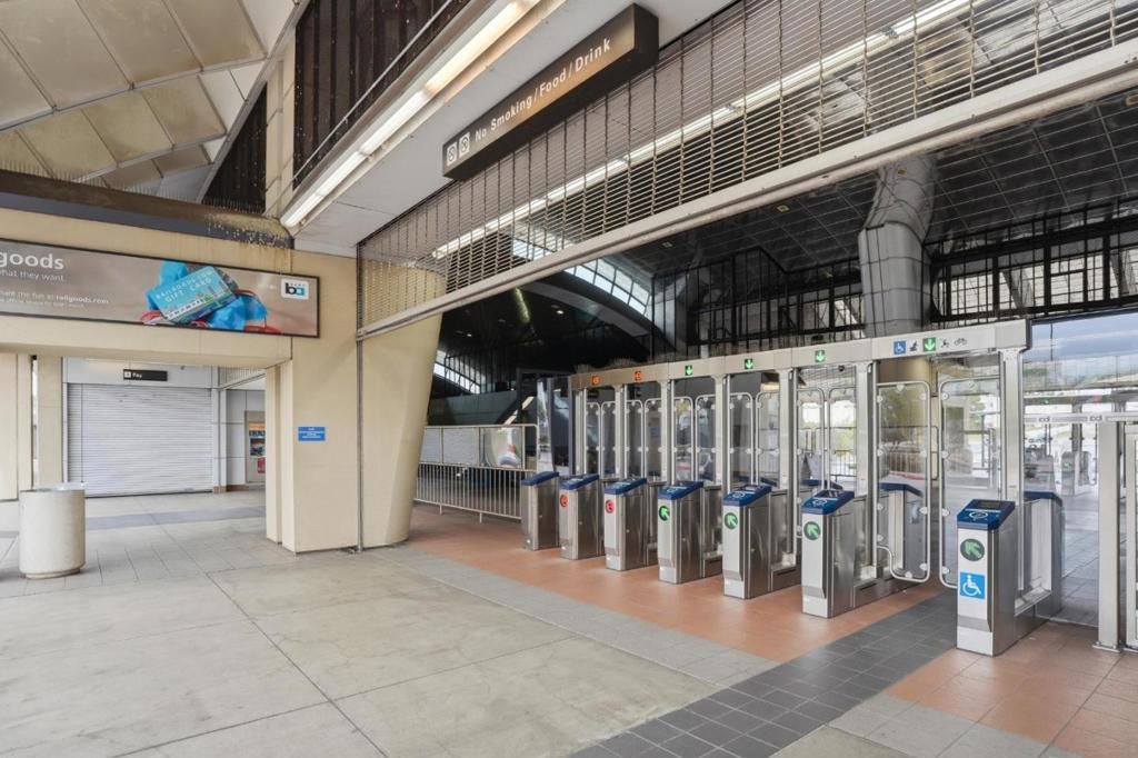 Image 56 of property listing at 1400 El Camino Real 234, South San Francisco, CA 94080