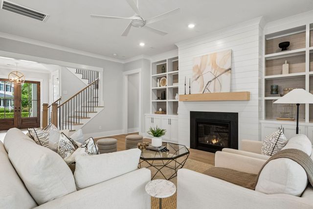 140 Oakview Lane, Wando, SC 29492