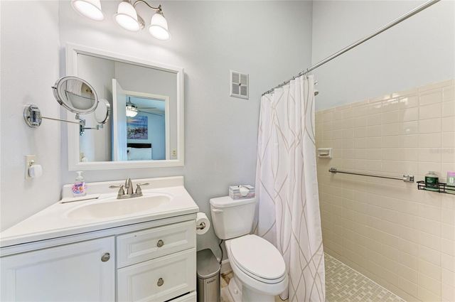 4006 36TH AVENUE DRIVE W, Bradenton, FL 34205