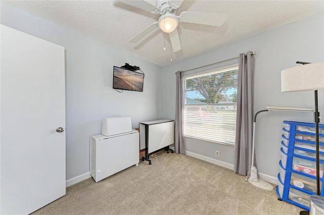 4006 36TH AVENUE DRIVE W, Bradenton, FL 34205