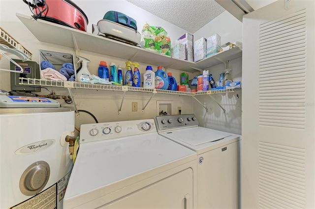 4006 36TH AVENUE DRIVE W, Bradenton, FL 34205