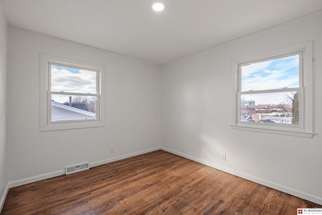 1314 Hansen Avenue, Bellevue, NE 68005