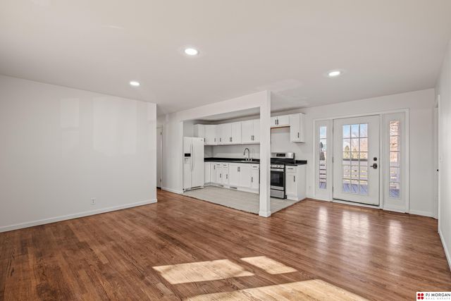 1314 Hansen Avenue, Bellevue, NE 68005